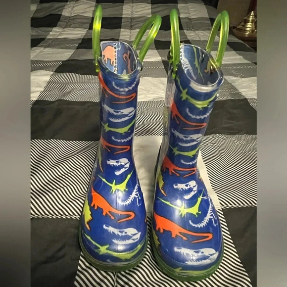 ZOOGS Children's Rubber Navy Rain Boots, Dinosuars Theme, Kid's US Size 6 - Picture 1 of 7